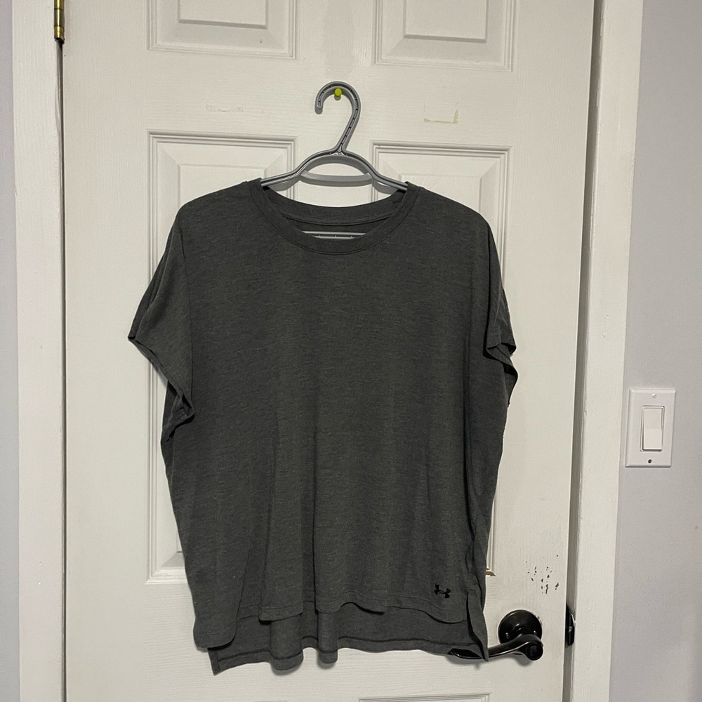 Under Armour T-shirt
